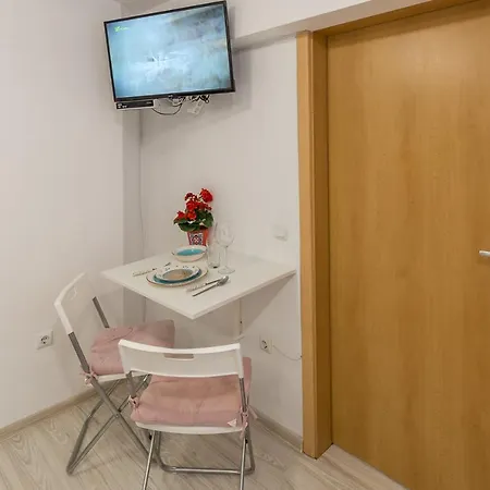 Apartment Candy, Central, Cozy And Contemporary Varna