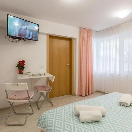Apartment Candy, Central, Cozy And Contemporary Varna